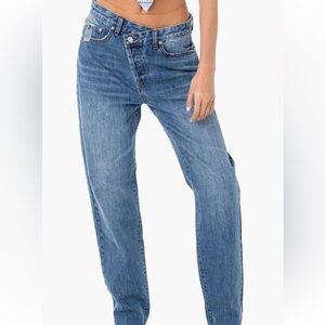 EDIKTED‎ CROSSOVER Denim Jeans button fly frayed hem size small